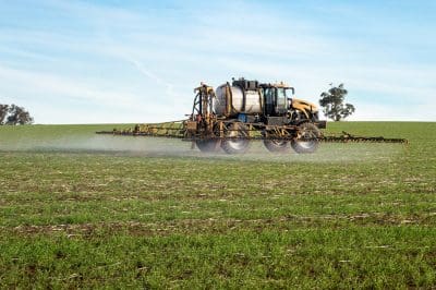 UQ researcher Dr Andrew Hewitt will be a guest presenter at the GRDC Grains Research Updates in Goondiwindi in March, where he will share the results of research investigating more than 1000 combinations of nozzle, pressure and tank mix in Australian crop spraying scenarios.