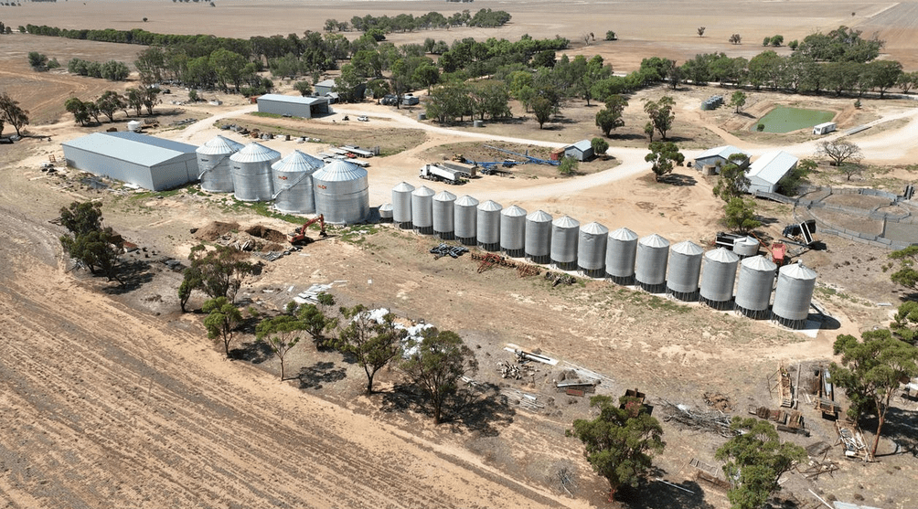 Twin aggregations bring 6200ha of Vic cropping land to market